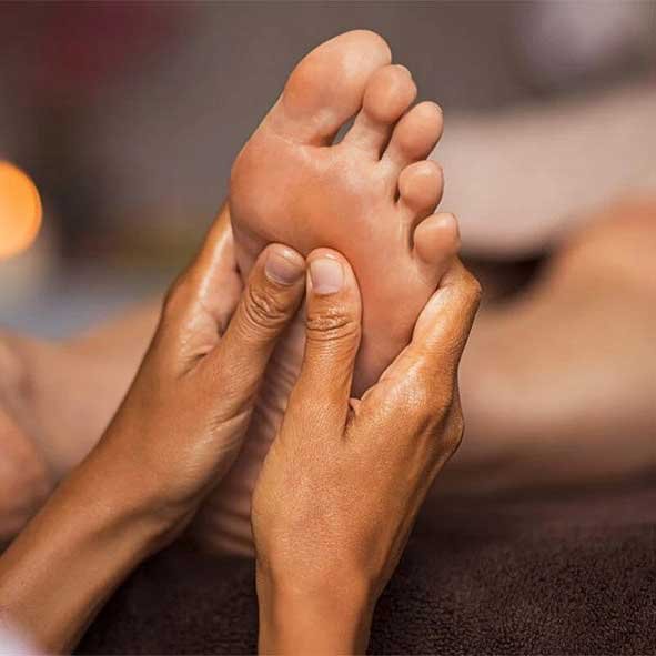 massage des pieds basé sur la réflexologie Abidjan
